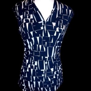 Vince Camuto black and white v-neck tunic